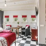 Alojamento de Acomodação e Pequeno-almoço Het Pronkbed 4*